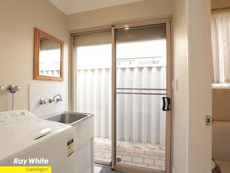 2/21 Arthur Street, Cannington WA 6107
