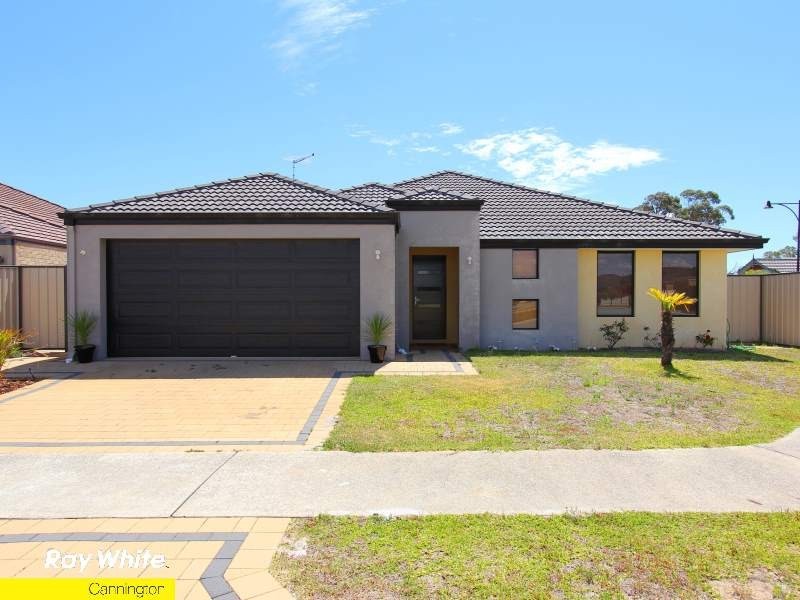 15 Ernest Drive, Success WA 6164