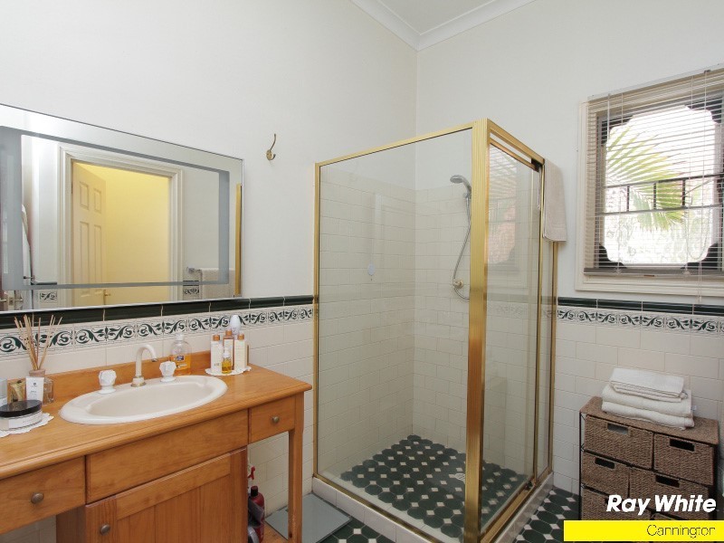 34 Harris Street, Beckenham WA 6107