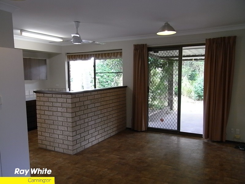 11 Rennison Street, Beckenham WA 6107