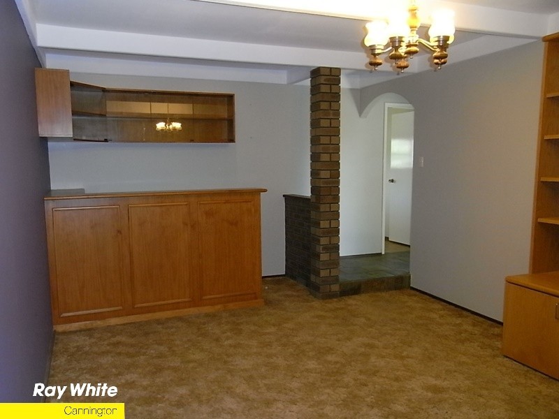 11 Rennison Street, Beckenham WA 6107