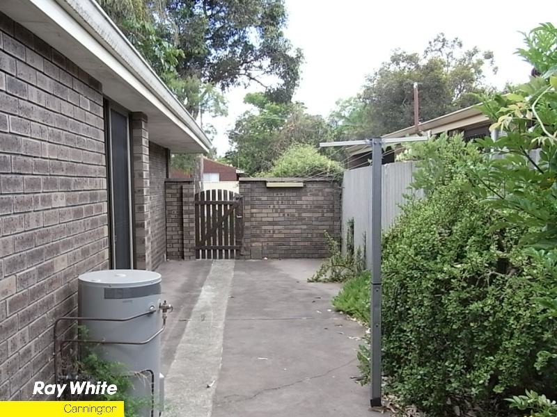 11 Rennison Street, Beckenham WA 6107