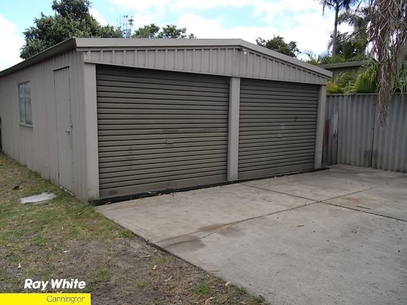 11 Rennison Street, Beckenham WA 6107