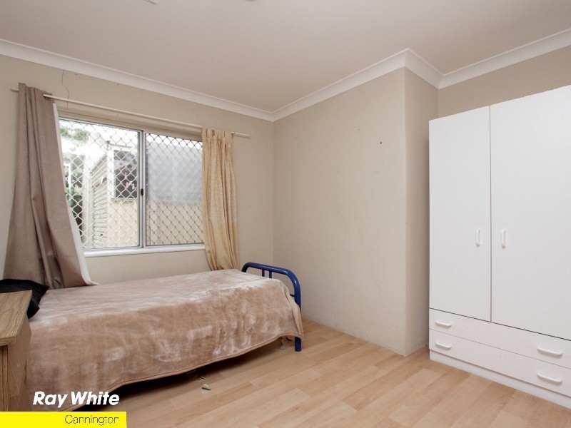 18 Lynstead Street, Beckenham WA 6107