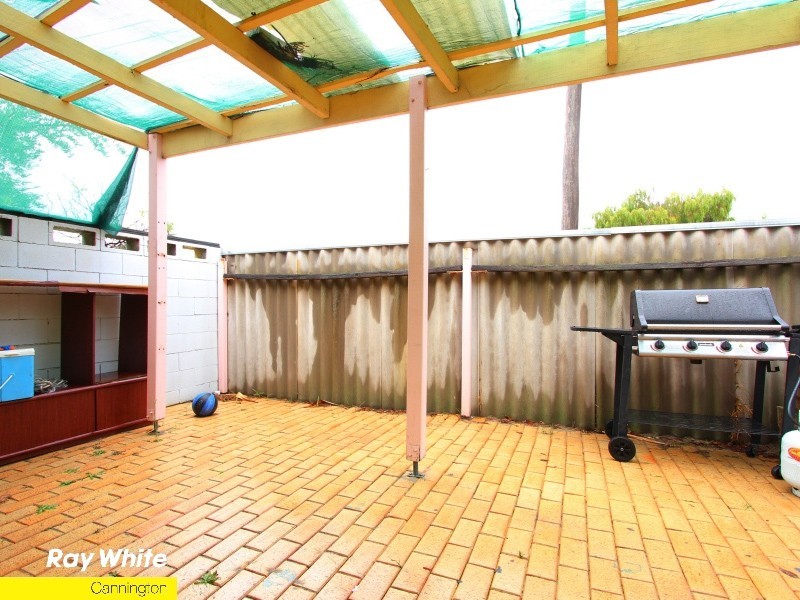 18 Lynstead Street, Beckenham WA 6107