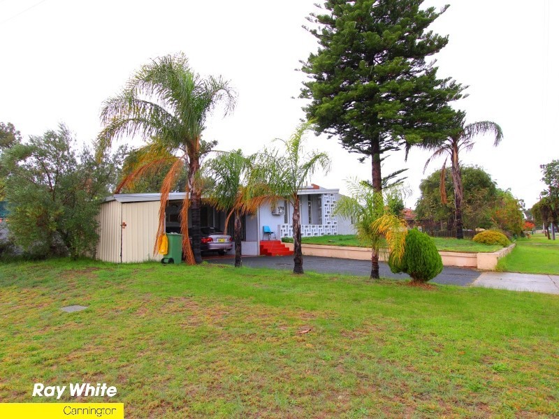18 Lynstead Street, Beckenham WA 6107