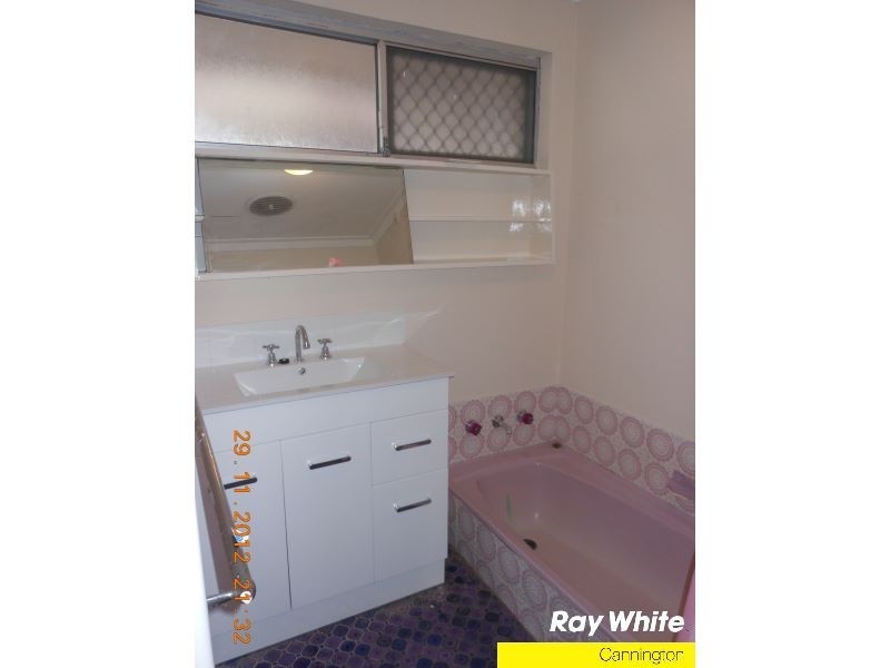 12 Orberry Way, Thornlie WA 6108