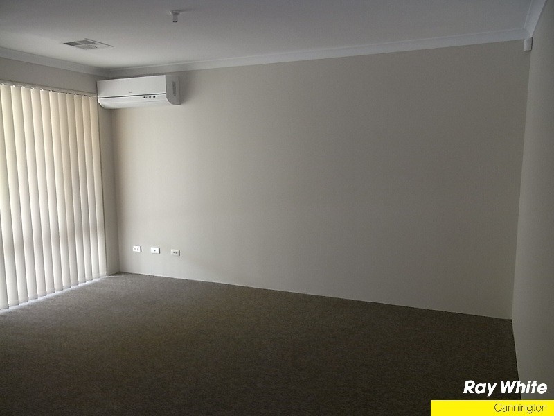 46 Glasgow Wy, Seville Grove WA 6112