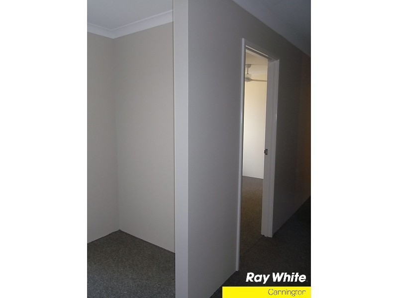 46 Glasgow Wy, Seville Grove WA 6112