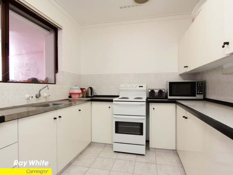 14 Dobell St, Huntingdale WA 6110