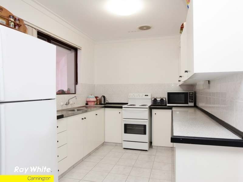 14 Dobell St, Huntingdale WA 6110