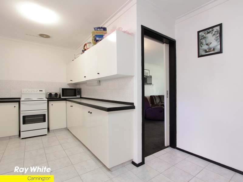 14 Dobell St, Huntingdale WA 6110