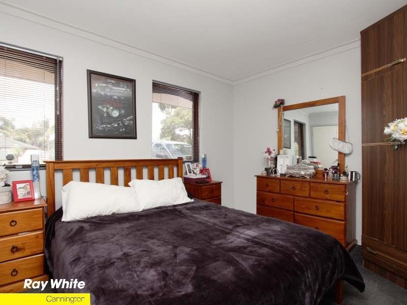 14 Dobell St, Huntingdale WA 6110