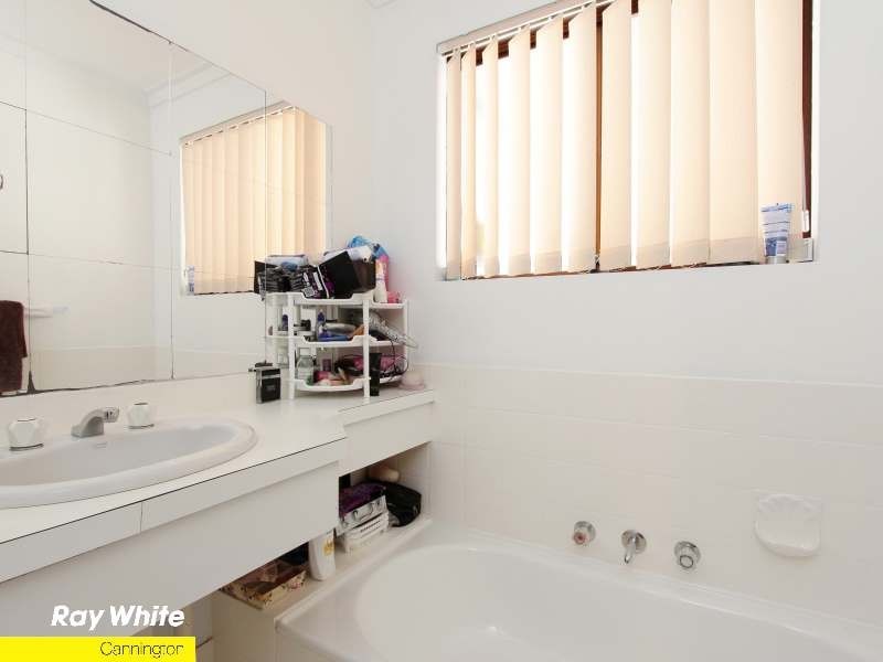 14 Dobell St, Huntingdale WA 6110