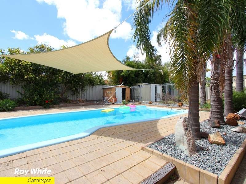 14 Dobell St, Huntingdale WA 6110