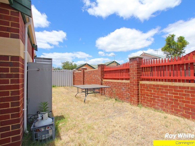 2/215 Brixton Street, Kenwick WA 6107