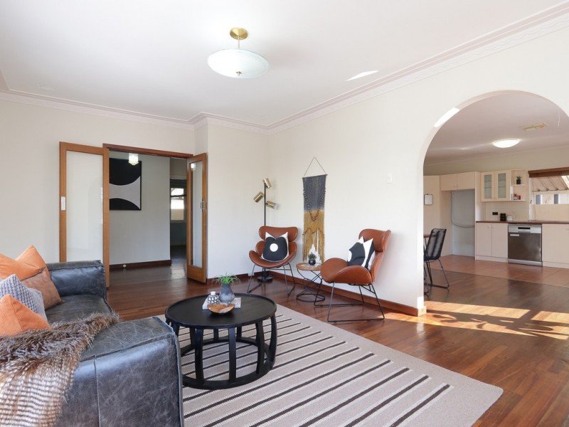 17 Bradford Street, Cannington WA 6107