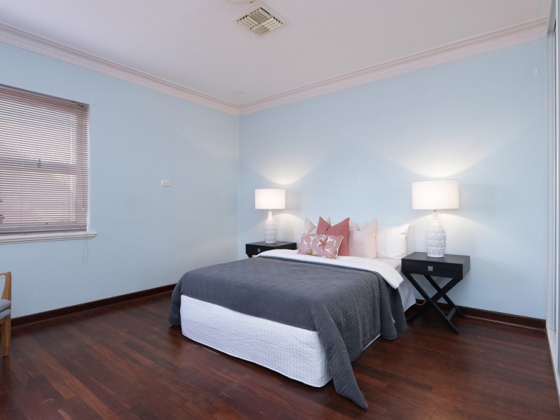 17 Bradford Street, Cannington WA 6107