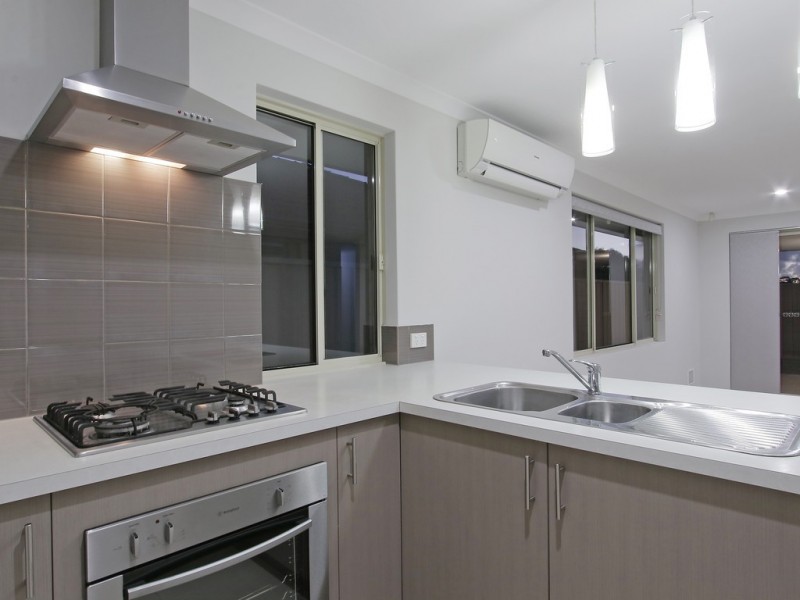 96 George Way, Cannington WA 6107