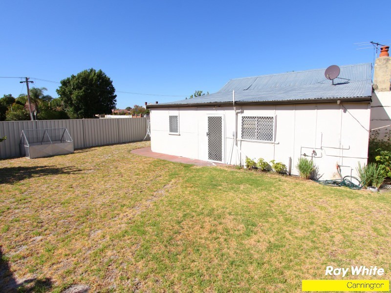 38 Streatham Street, Beckenham WA 6107