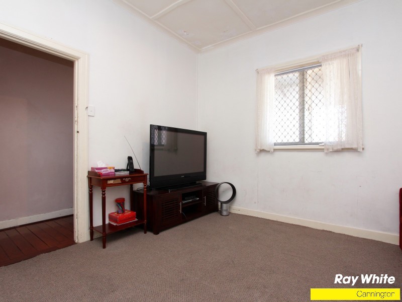 38 Streatham Street, Beckenham WA 6107