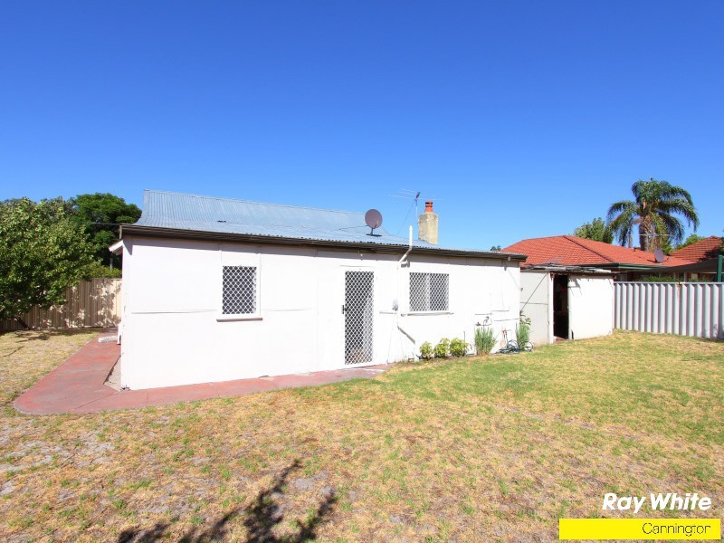 38 Streatham Street, Beckenham WA 6107