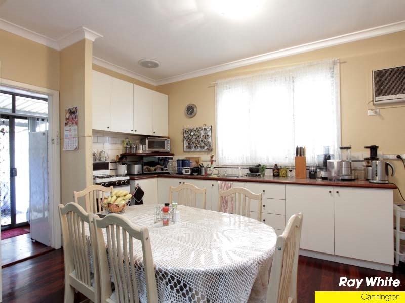 54 Andrews Road, Wilson WA 6107