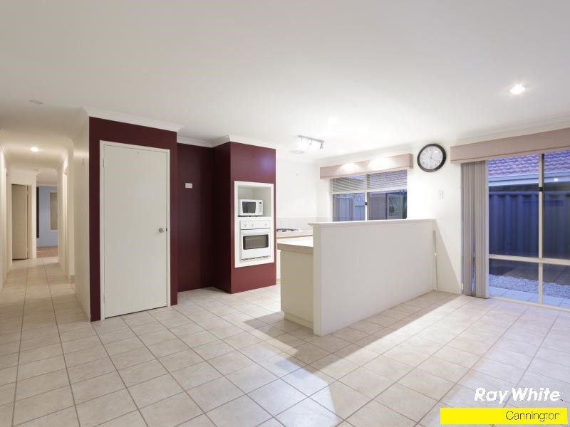 3 Eldridge Grove, Cannington WA 6107