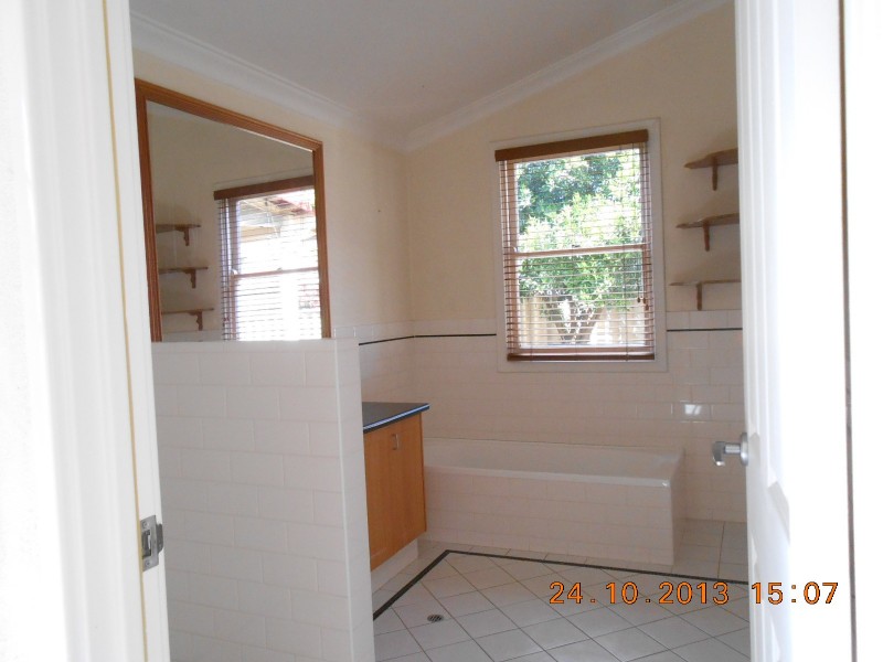 29 Palmerston Street, St James WA 6102