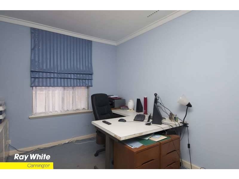 8 Streatham St, Beckenham WA 6107