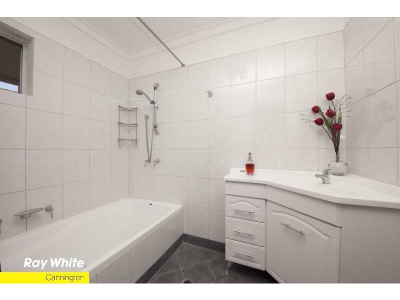 8 Streatham St, Beckenham WA 6107