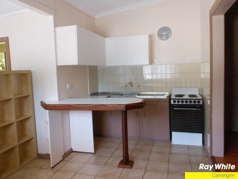 199A Treasure Road, Queens Park WA 6107