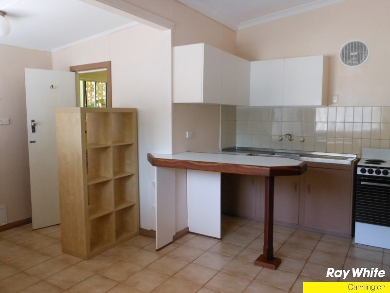 199A Treasure Road, Queens Park WA 6107