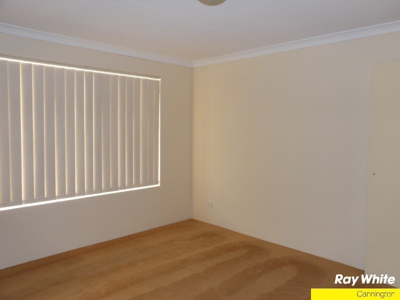 2/9 Marriott Street, Cannington WA 6107