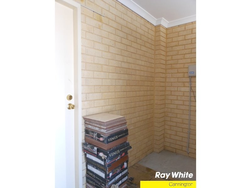 2/9 Marriott Street, Cannington WA 6107