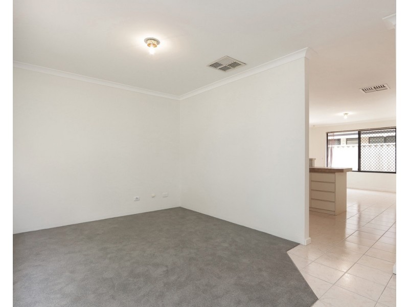 1/64 Henry Street, East Cannington WA 6107