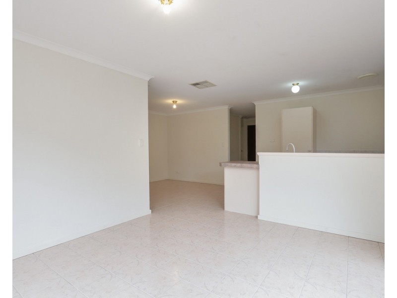1/64 Henry Street, East Cannington WA 6107