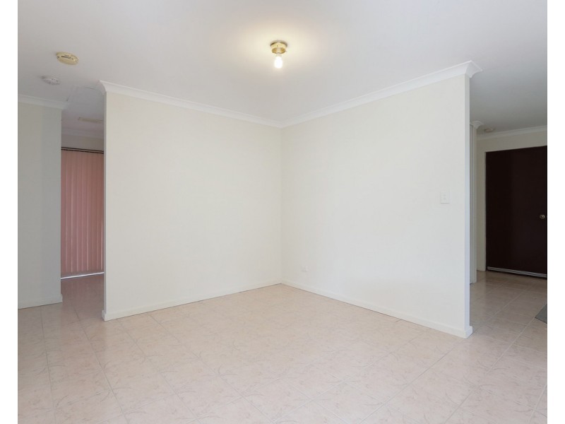1/64 Henry Street, East Cannington WA 6107