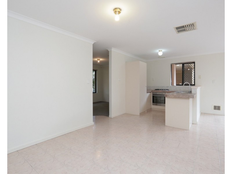 1/64 Henry Street, East Cannington WA 6107