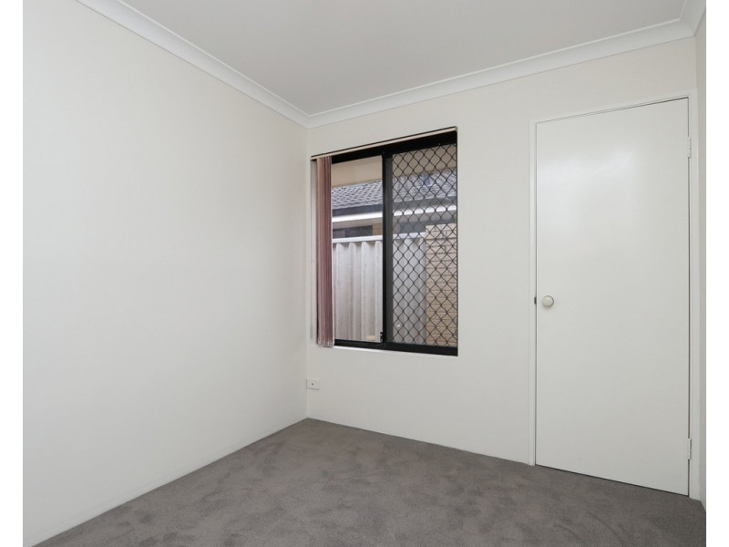 1/64 Henry Street, East Cannington WA 6107