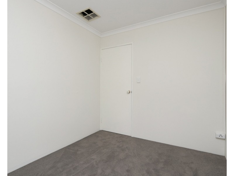1/64 Henry Street, East Cannington WA 6107