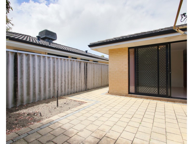 1/64 Henry Street, East Cannington WA 6107