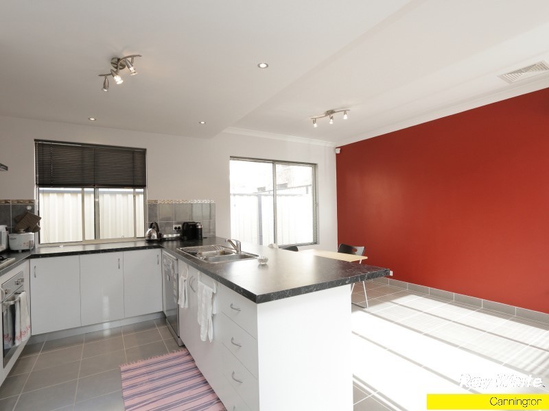 8/6 Morgan Street, Cannington WA 6107