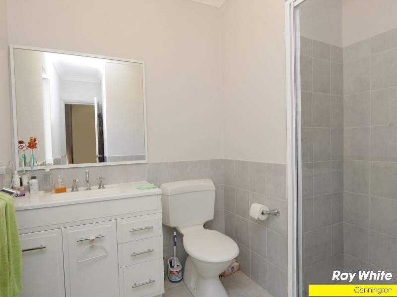8/6 Morgan Street, Cannington WA 6107