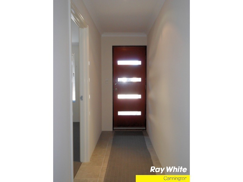 11 Walton Street, Queens Park WA 6107