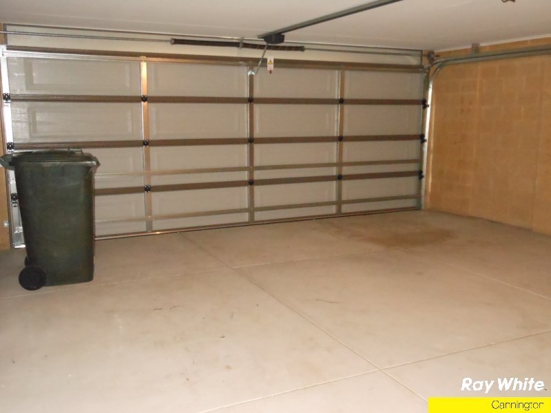 11 Walton Street, Queens Park WA 6107