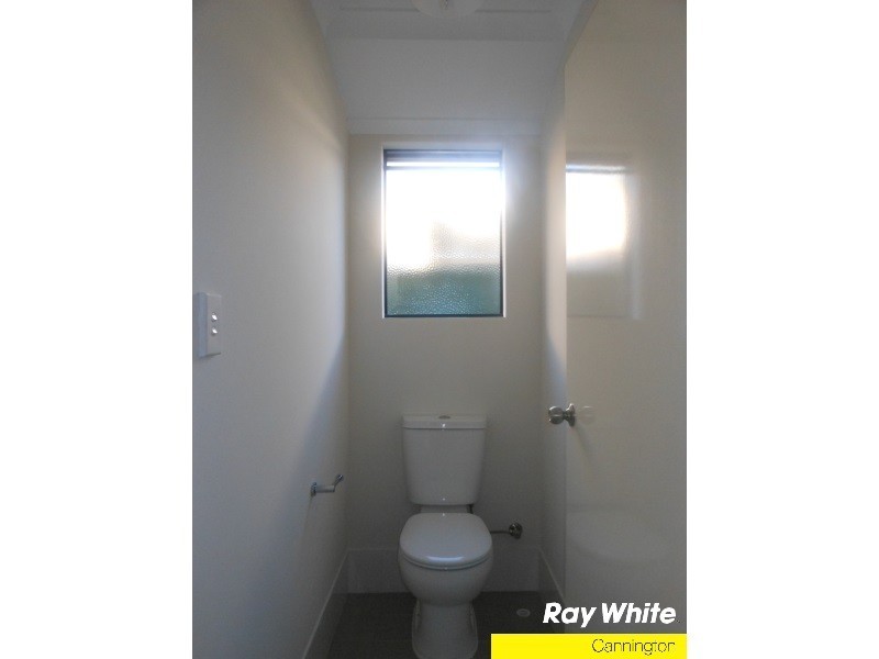 13 Walton Street, Queens Park WA 6107