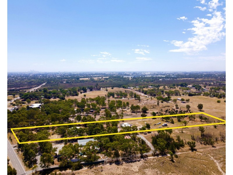 396 Bickley Rd, Kenwick WA 6107