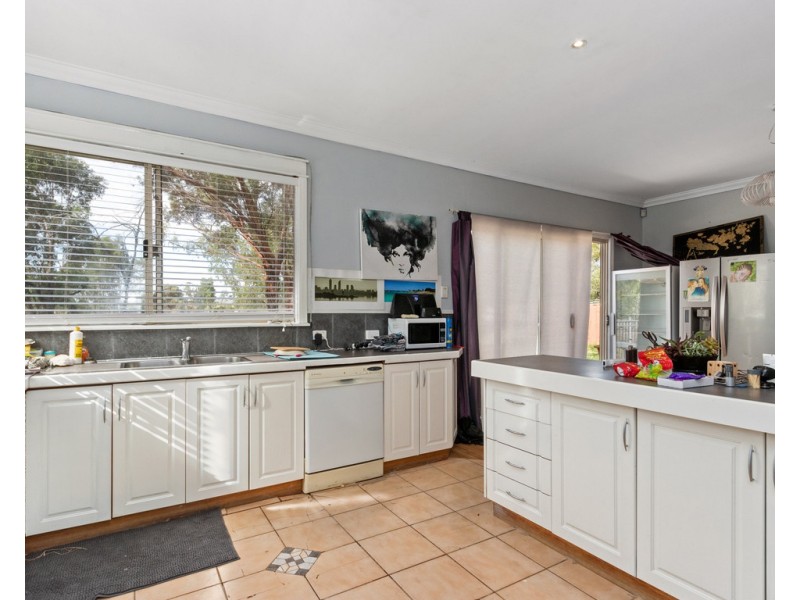 396 Bickley Rd, Kenwick WA 6107