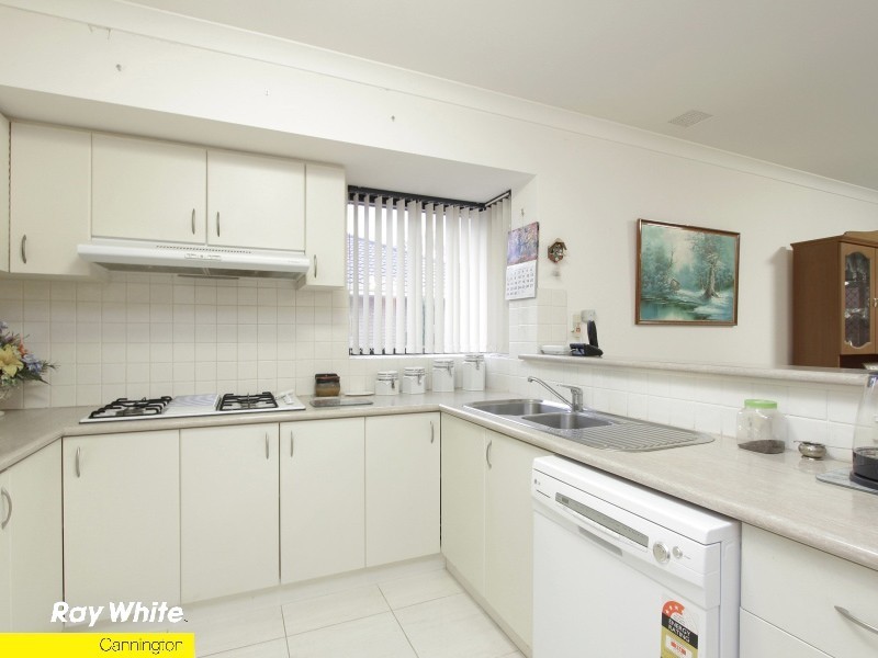 6/11 Highbury Crescent, Beckenham WA 6107